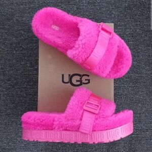 💗UGG💗 - Fluffita Hot Pink Flatform Slipper